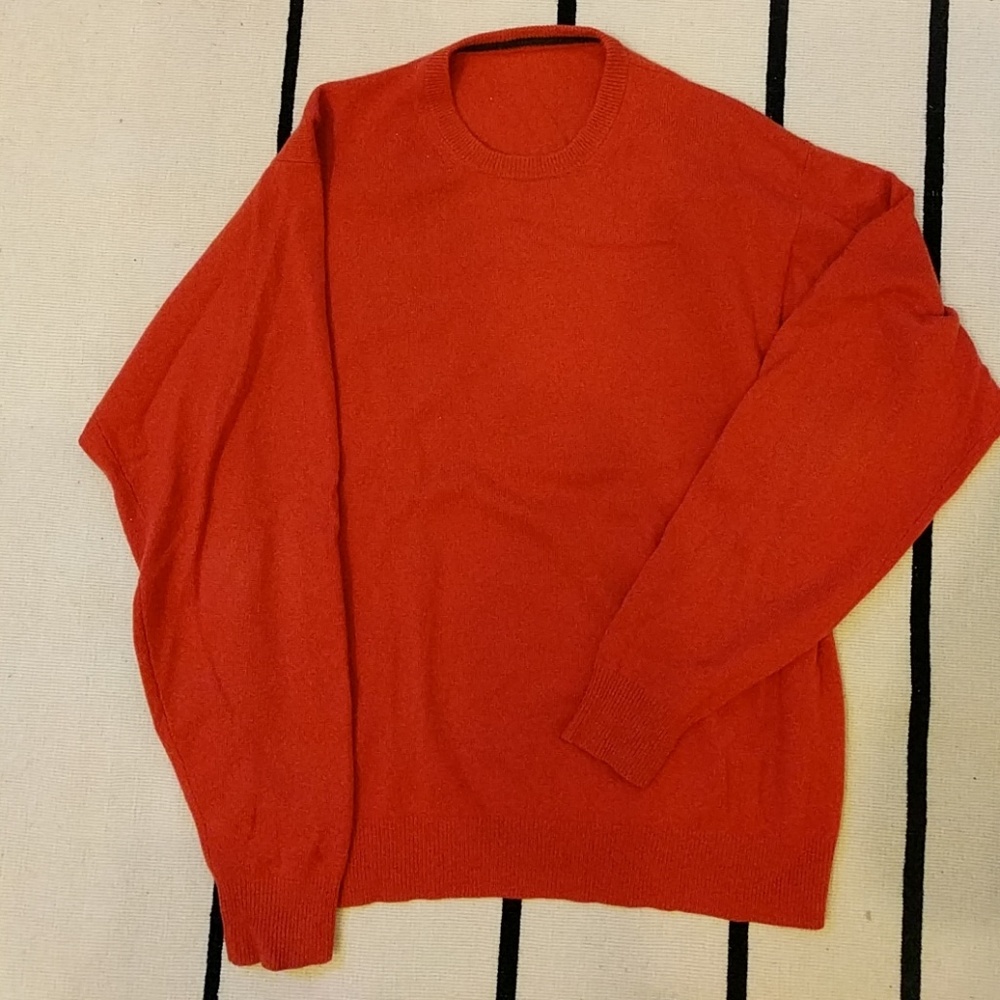 Rusty red cashmere sweater